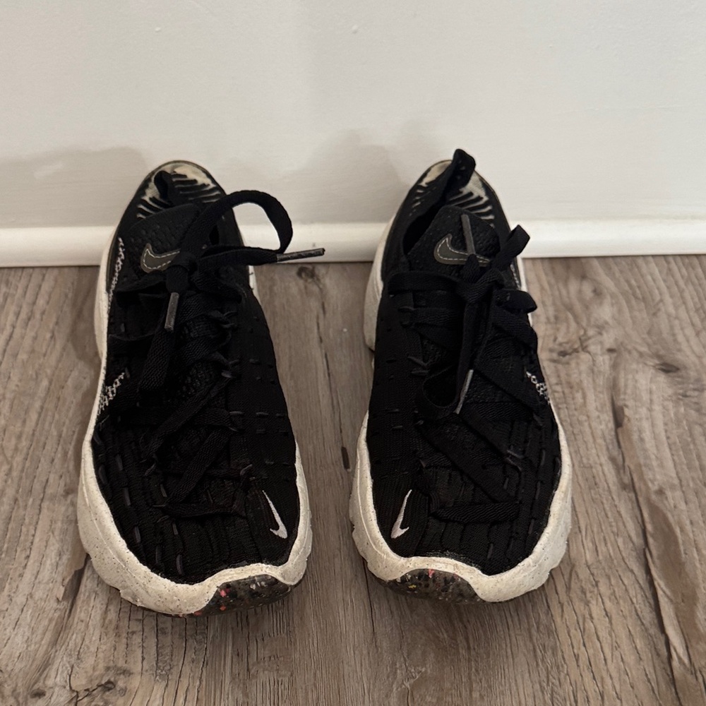 Nike 04 space hippie Black and White Sneakers